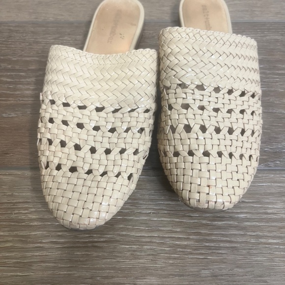 Anthropologie Salt + Umber Lily Handwoven Leather Women's Mules Sz 7 - Picture 3 of 9